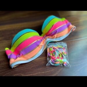 🌿SALE🌿VICTORIA'S SECRET Multicolored Swimwear top  32B and Matching Bottom XS